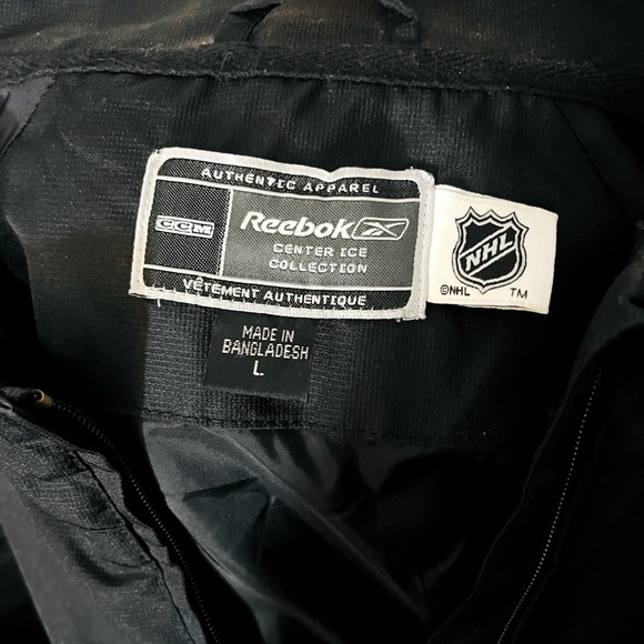 CCM Reebok NHL Pittsburgh Penguins Quarter Zip Jacket - Picture 2 of 5